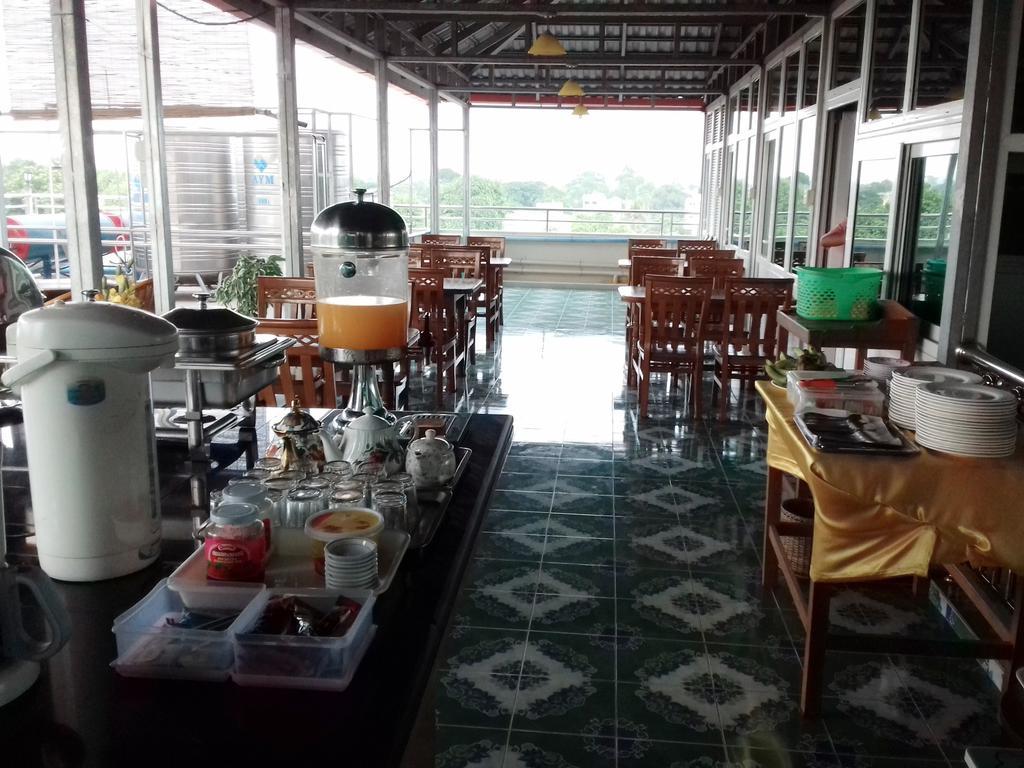 Golden Dream Hotel Mandalay Buitenkant foto