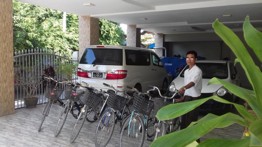 Golden Dream Hotel Mandalay Buitenkant foto