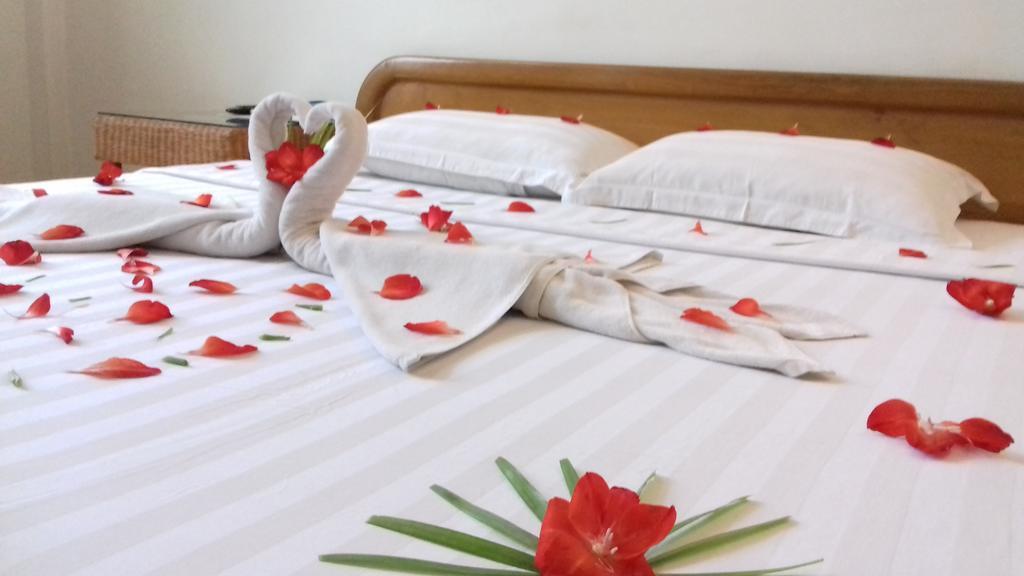Golden Dream Hotel Mandalay Buitenkant foto