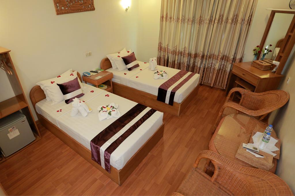 Golden Dream Hotel Mandalay Buitenkant foto