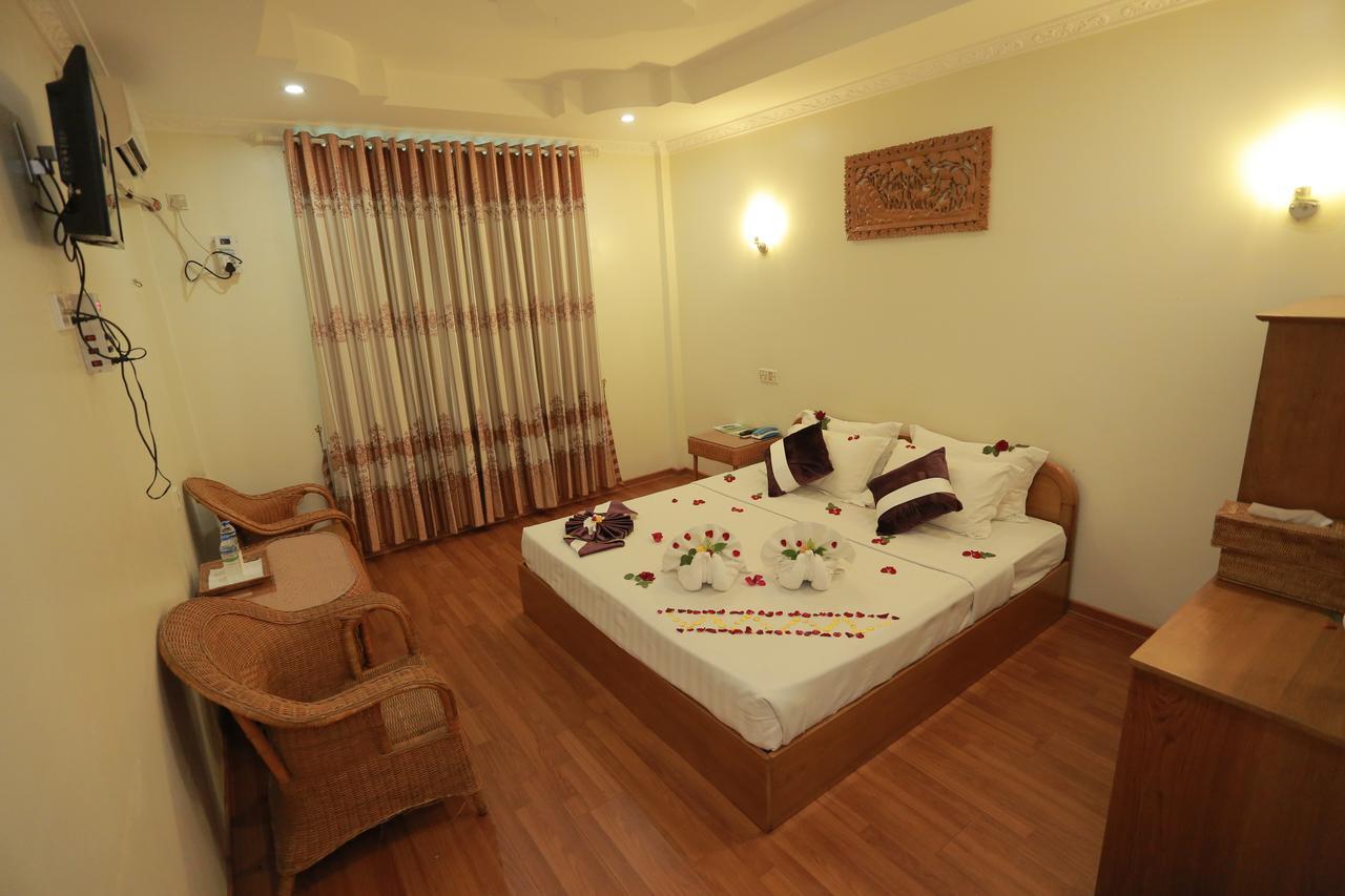 Golden Dream Hotel Mandalay Buitenkant foto